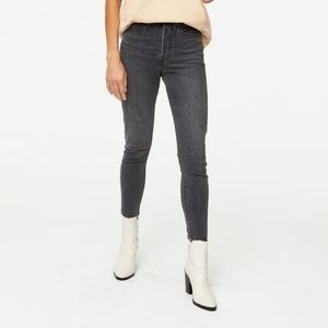 NEW Levi's Wedgie Skinny Jeans
In Black / Grey